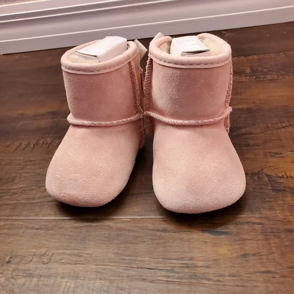 Baby Pink Jesse Bow II infant Uggs Boots in size 0/1 - Picture 3 of 7